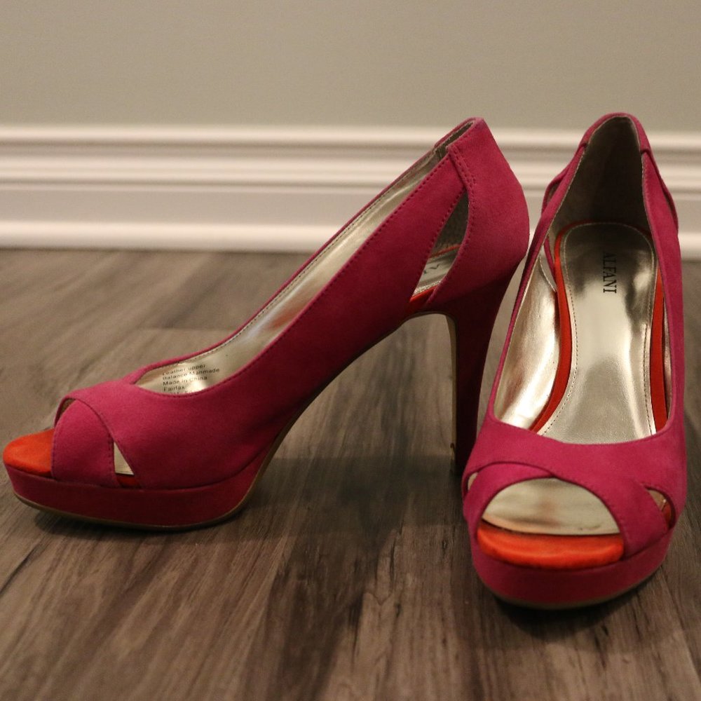 Alfani Fairfax Open Toe Fushia heels in size 7.5